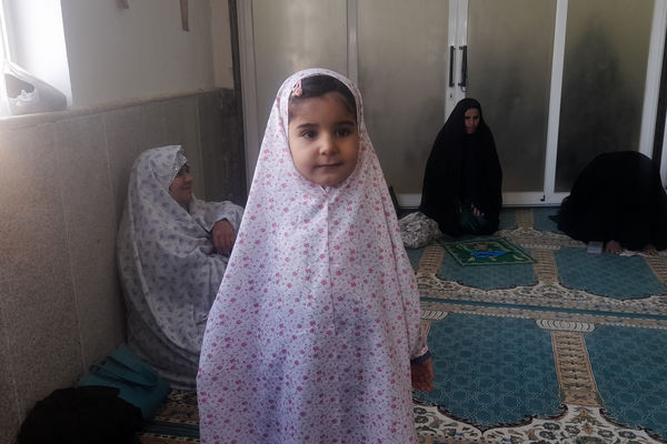  صفوف نماز جمعه لردگان؛ نبض جامعه در دست همدلی و بصیرت