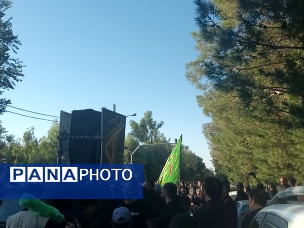 برپایی آیین خطبه‌خوانی خادمین حرم رضوی در روز شهادت امام رضا(ع) در اصفهان