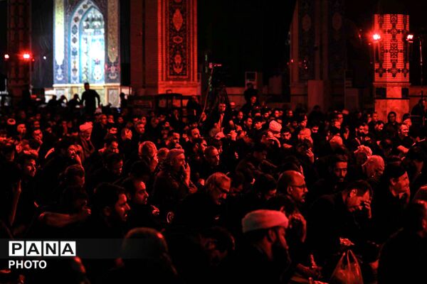 مراسم شام غریبان در مسجد مقدس جمکران