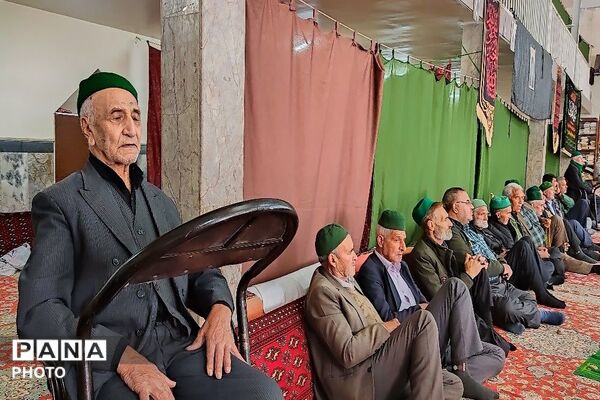 اقامه نماز جمعه در آخرین هفته  ماه مبارک رمضان در شهر بار نیشابور