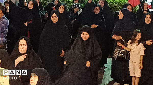 تداوم حضورحماسی مردم وفرهنگیان شهرستان کوهدشت در اجتماعات شبانه