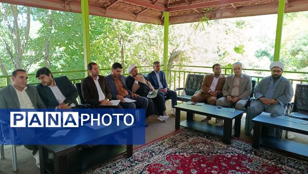 نشست هم‌اندیشی معاونان پرورشی و تربیت‌بدنی استان کهگیلویه و بویراحمد