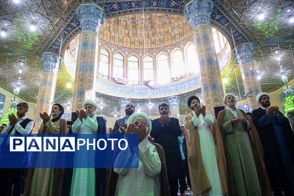 نماز عید قربان در مسجد مقدس جمکران
