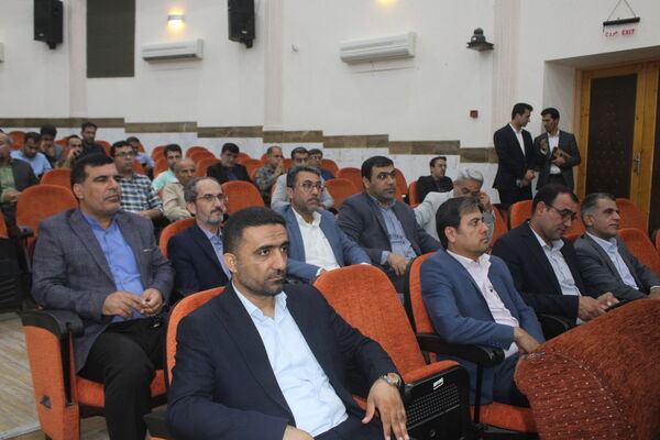 همایش تجلیل از معلمان نمونه استان بوشهر