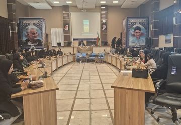 مراسم تقدیر از برگزیدگان عرصه علم و هنر