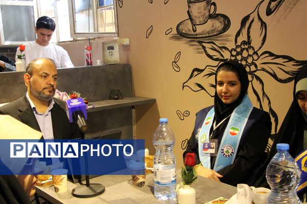 افتتاح کافه گفتگو در کانون ریحانه بجنورد 