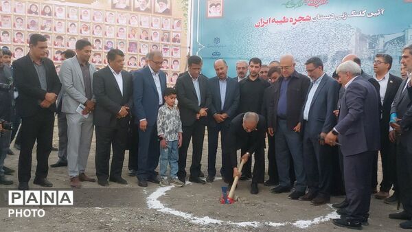 کلنگ ساخت بزرگترین مجموعه آموزشی شرق هرمزگان 