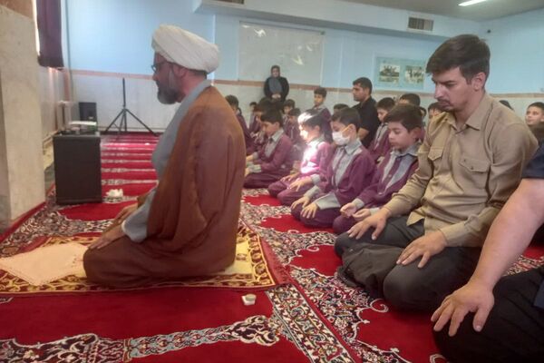 طنینِ نور ایمان در قیامدشت