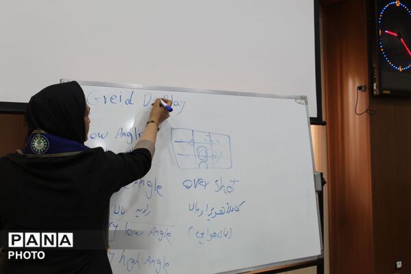 برگزاری کارگاه آموزش عکاسی با موبایل ویژه خبرنگاران پانا در صداوسیمای خراسان شمالی