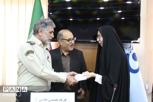 برگزاری کارگاه آموزش عکاسی با موبایل ویژه خبرنگاران پانا در صداوسیمای خراسان شمالی