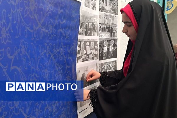 برپایی غرفه‌های اتحادیه انجمن‌های اسلامی در شهرستان فیروزکوه