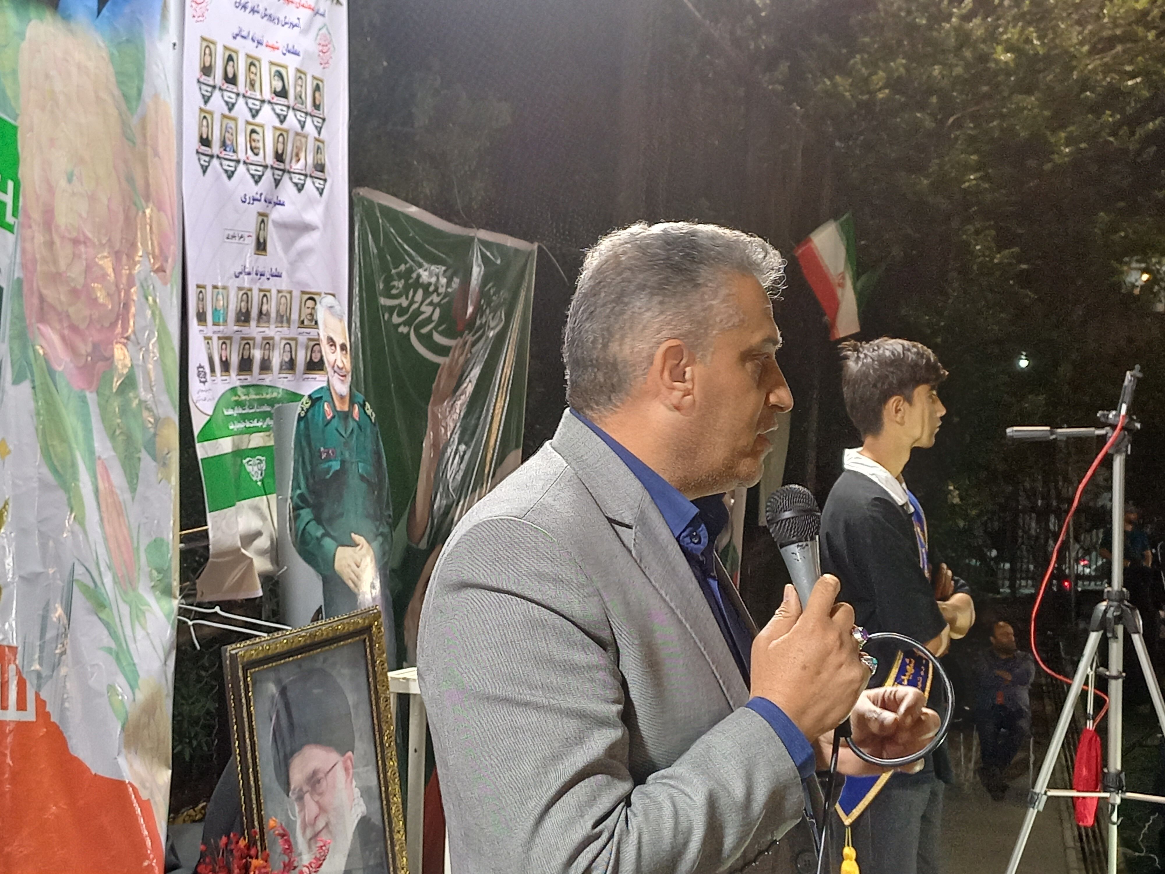معلمان در میادین جهادی و آموزشی پای کارند؛ هیچ خانه‌ای از آموزش خالی نمانده است