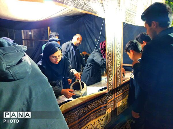 موکب هایی به عشق رهبر شهید