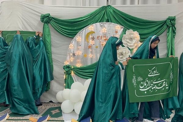 مراسم افطار و جشن ویژه در مدارس پیشوا