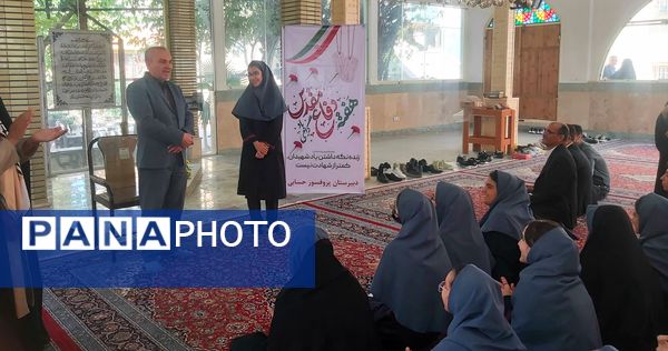 دانش‌آموزان مدارس منطقه ۵ با شهید گمنام پیمان وفاداری بستند