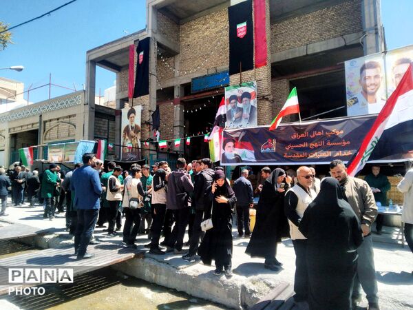 حماسه‌ حضور در شهرکرد؛ از صفوفِ نماز تا غرفه‌هایِ خدمت