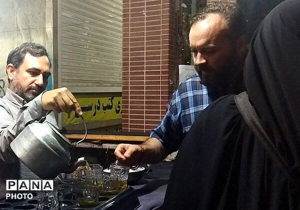 موکب کانون باهنر هر شب میزبان مردم نیشابور می شود 