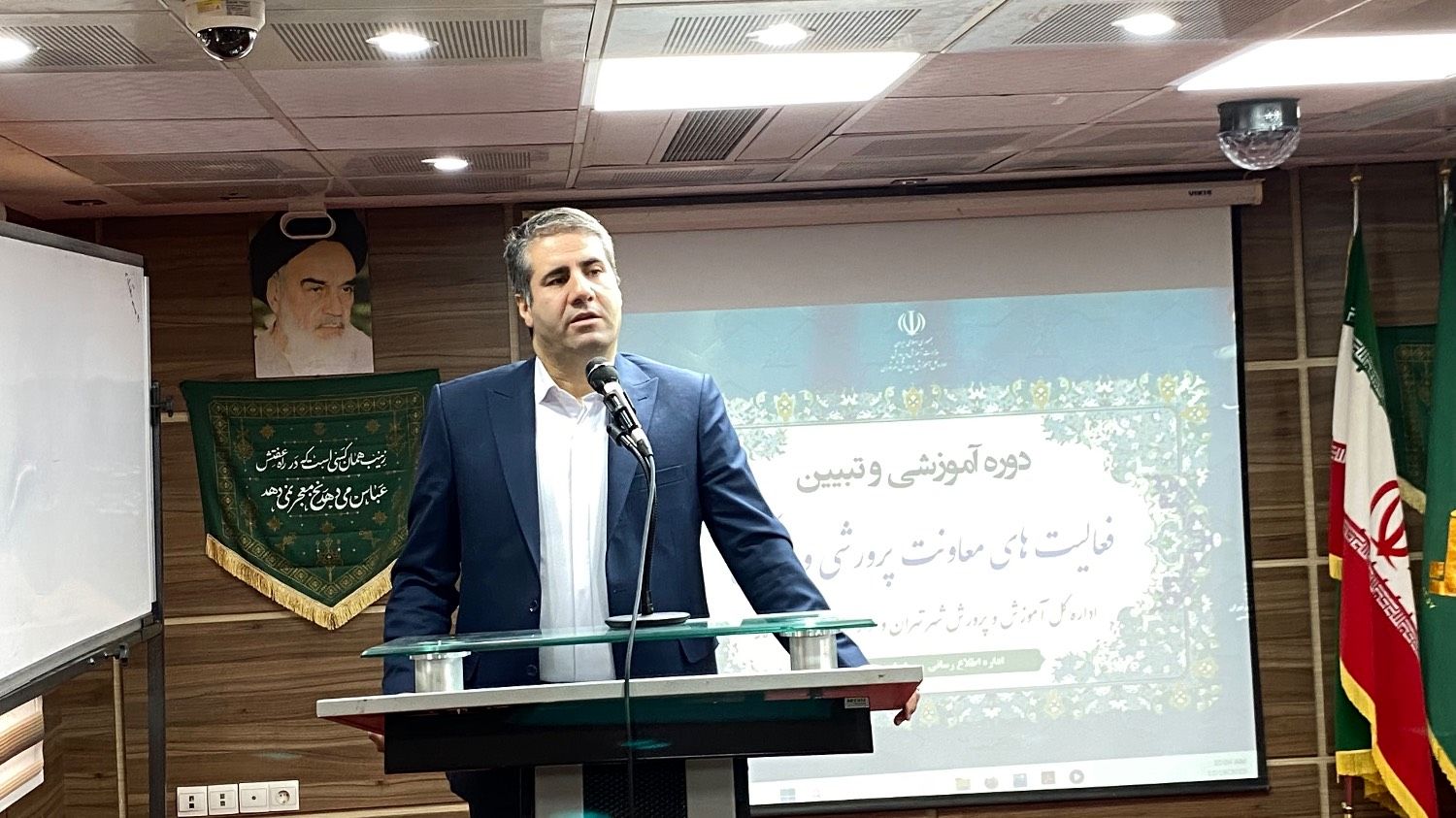 سرمایه‌های اجتماعی و دیدن واقعیت‌های نظام تعلیم و تربیت باید تقویت شود