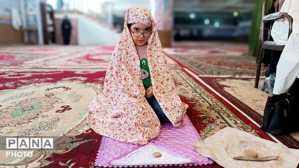 تجلی اتحاد و همبستگی در نماز جمعه فارسان