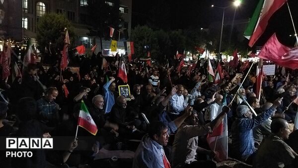شب های مقاومت در بلوار فضل نیشابور 