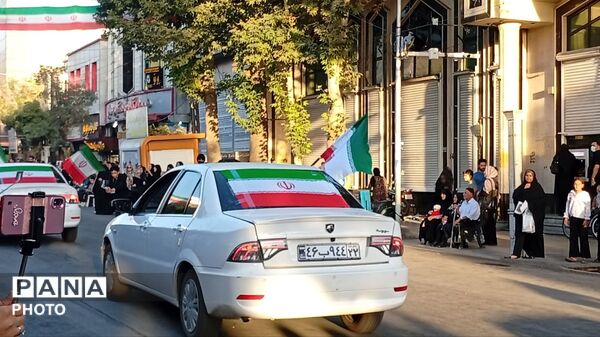 ملایر در قاب رژه جانفداها؛ شکوه ایستادگی در دفاع مقدس