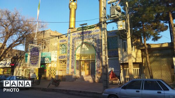 جزء خوانی قرآن کریم با حضور نسل  z در مسجد الرضای نیشابور 