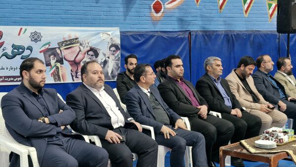  همایش دانش‌آموزی یاوران انقلاب شهرستان ورامین
