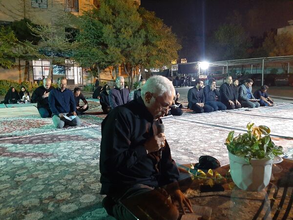 اجتماع حسینی در اداره آموزش و پرورش ناحیه ۷ مشهد 