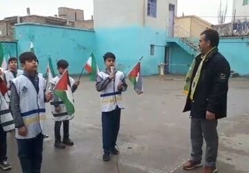 دعوت دانش آموزان دبستان شاهد شهید شهریاری آشخانه برای حضور در راهپیمایی روز جهانی قدس