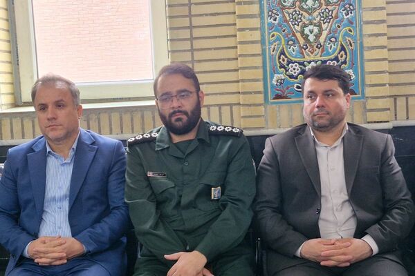 آغاز فصل بندگی دانش‌آموزان قرچک در جشن تکلیف