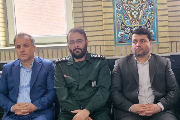 آغاز فصل بندگی دانش‌آموزان قرچک در جشن تکلیف
