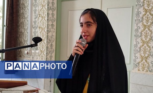 تجلیل از دانش‌آموز خبرنگاران پانا در لردگان