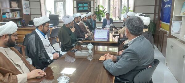 تقدیر از امام جماعت‌های مدارس باخرز