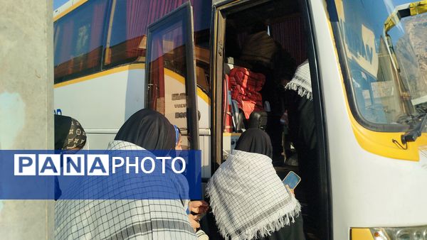 اعزام ۴۰ دانش‌آموز دختر لنده‌ای به مناطق عملیاتی جنوب کشور