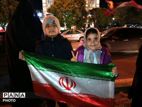 آیینه امید در اجتماعات مشهد