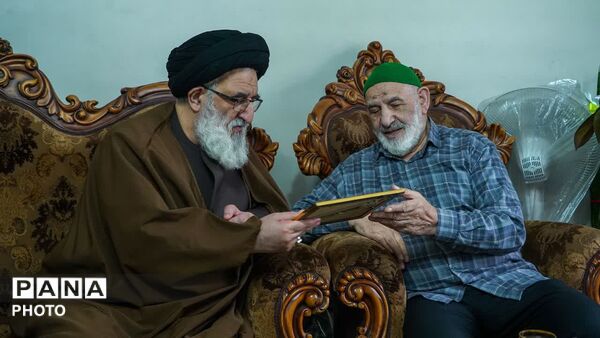 دیدار هفتگی نماینده ولی فقیه در استان البرز با خانواده معظم شهدا و ایثارگران