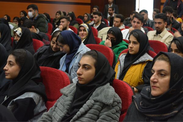 تجلیل از افتخارآفرینان کنکور