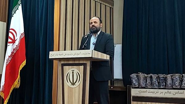 تقدیر از دانش‌آموزان و فرهنگیان البرز در مسابقات قرآن،عترت و نماز در کانون امام علی (ع) 