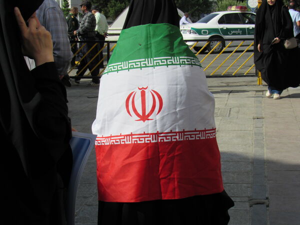 خروش بی‌نظیر سنندج در بدرقه شهید آسمانی رضا بسطامی
