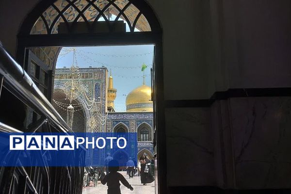 حال و هوای حرم مطهر حضرت علی بن موسی الرضا (ع) در دهه کرامت 