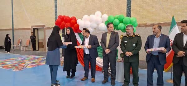 آیین افتتاحیه جشنواره فرهنگی ورزشی دختران آفتاب در بافق