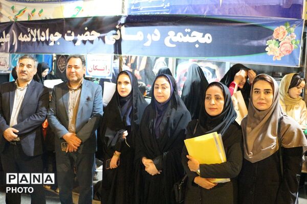 اجرای طرح ویزیت رایگان  دندان  در اجتماعات شبانه بجنورد