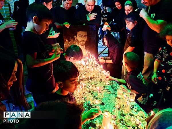 شب‌های نورانی سوگ و همدلی مردمان؛ در گلزار شهدای عباس آباد شهریار
