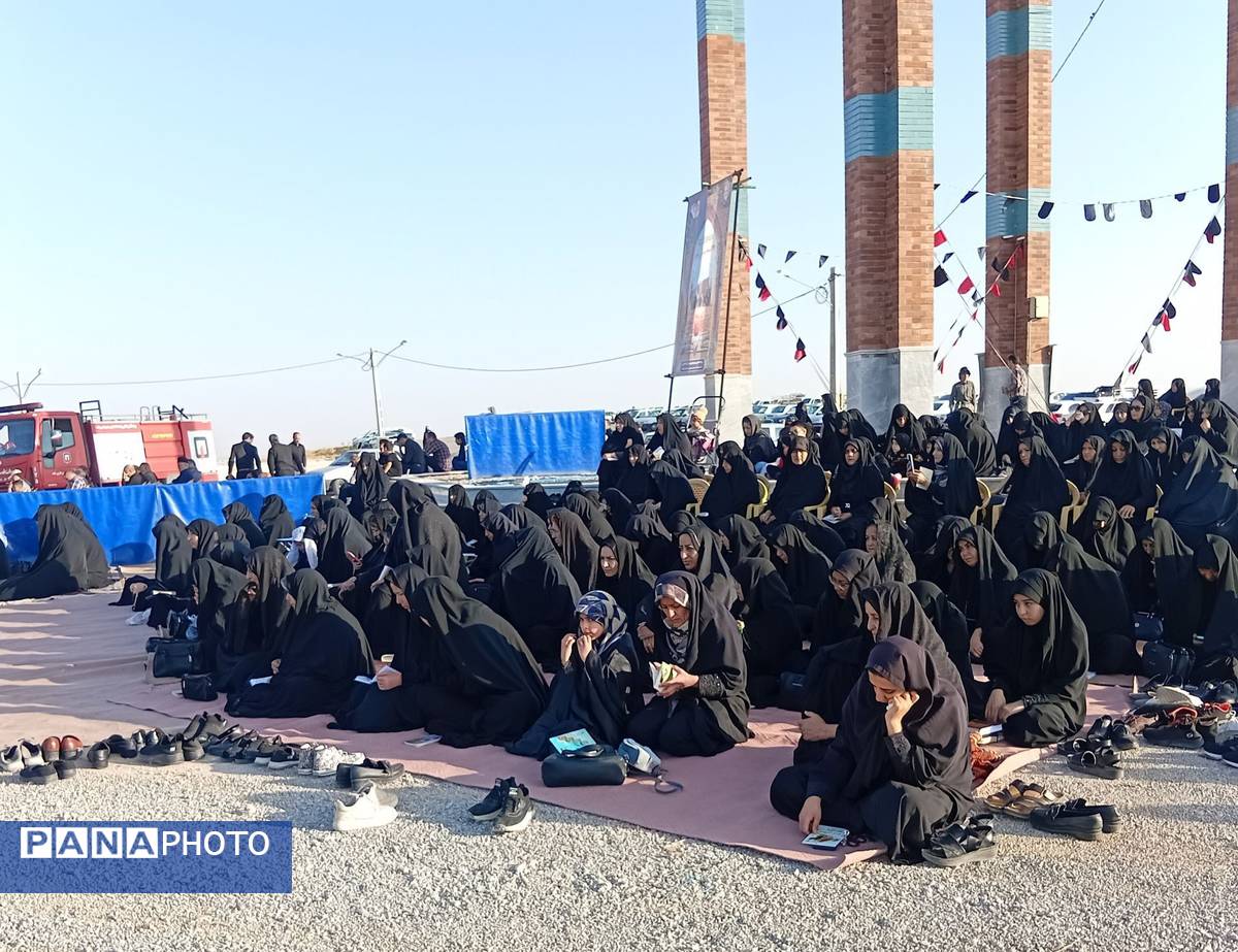 برگزاری مراسم پرفیض دعای ندبه در تپه نورالشهدا شهر نقنه