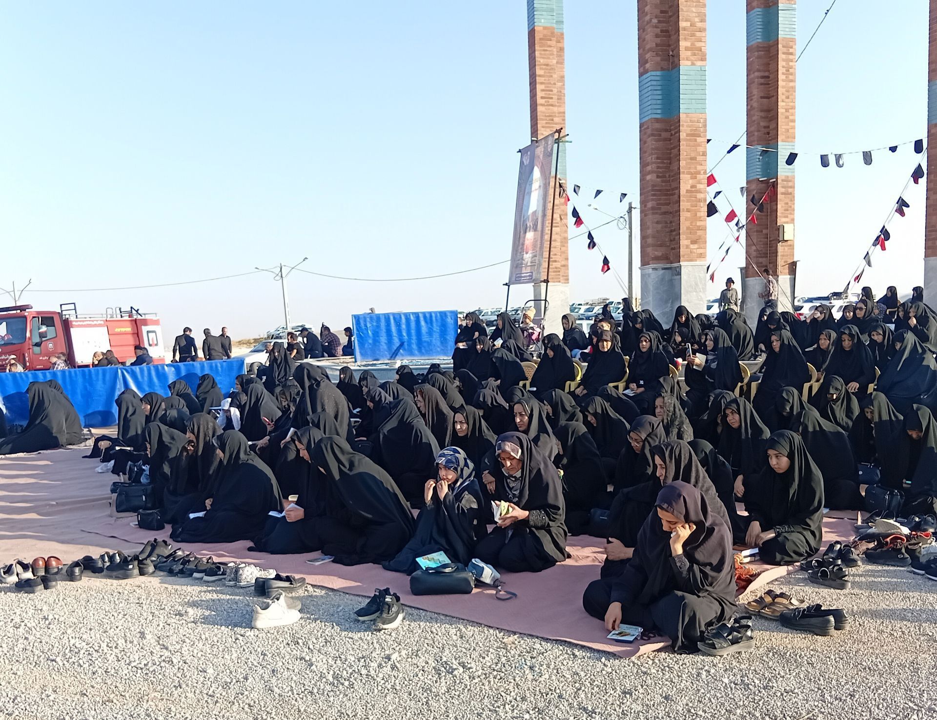 برگزاری مراسم پرفیض دعای ندبه در تپه نورالشهدا شهر نقنه