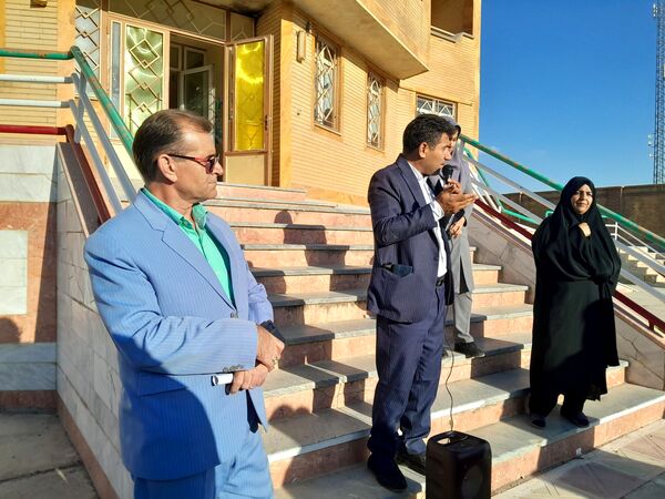 برگزاری جلسه آیین‌نامه انجمن اولیا و مربیان در دبیرستان خدیجه کبری منطقه زاغه