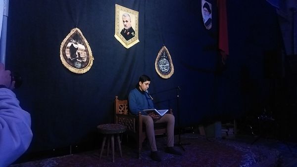 شبی معنوی برای دانش آموزان معتکف 