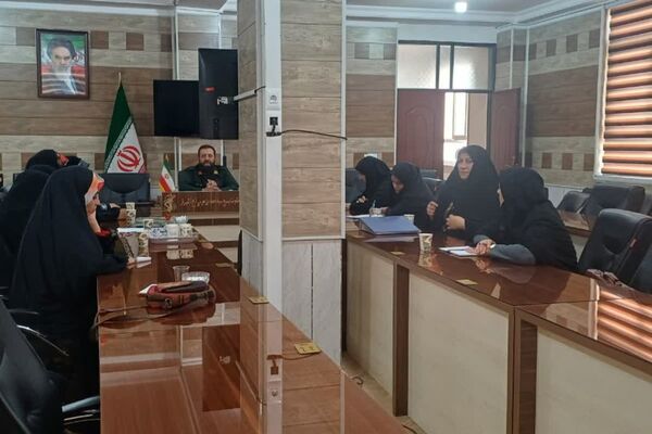 نشست هم‌اندیشی بسیجیان فعال در راستای وعده صادق ۲