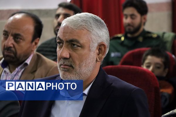  آیین بدرقه کاروان راهیان نور شهرستان بهارستان