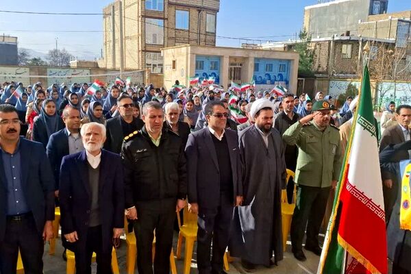 جشن سالگرد پیروزی انقلاب اسلامی در مدارس شهرستان صحنه